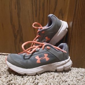 Girls 13K Under Armour Tennis Shoes